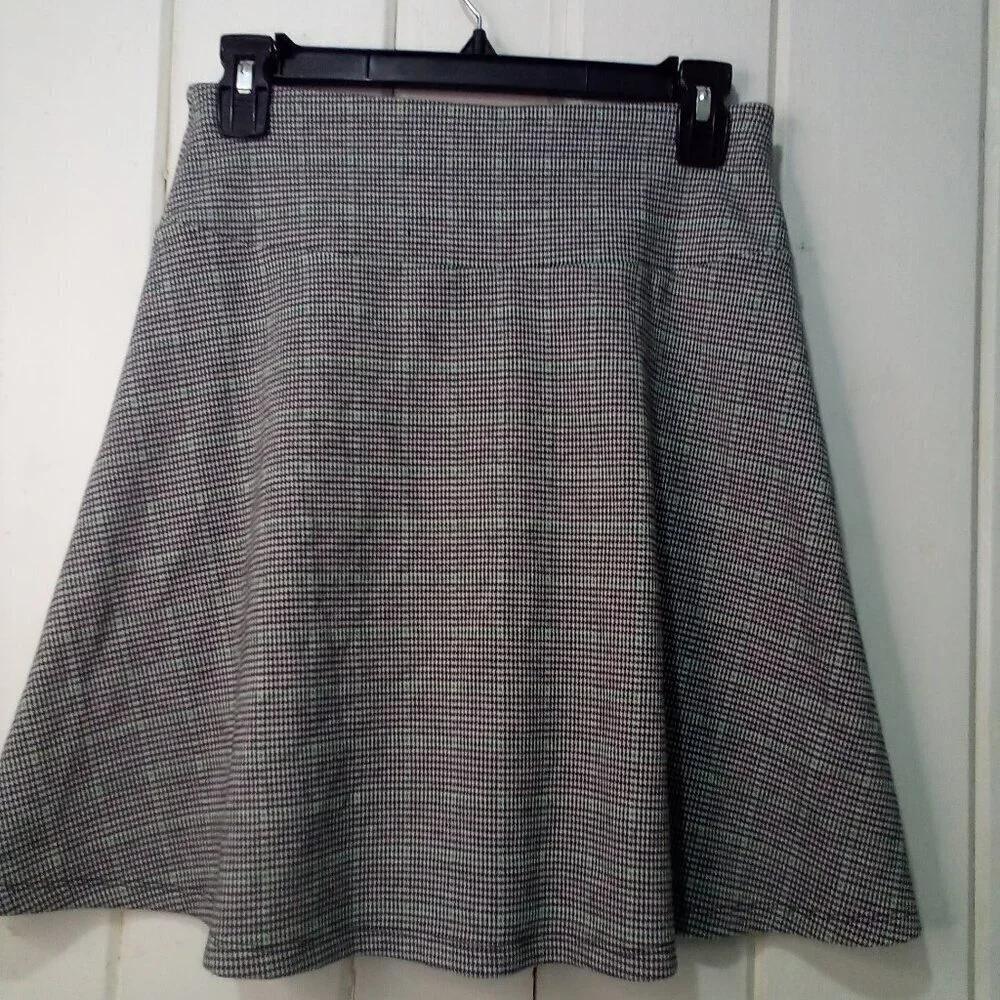 Loft Skirt Women XS A-Line Short Plaid Classic Black Green